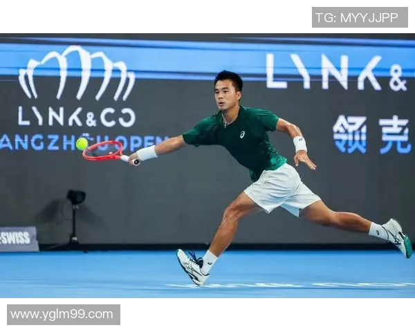 杭州网球队在钻石联赛中展现灵活战术与团队协作的精彩表现